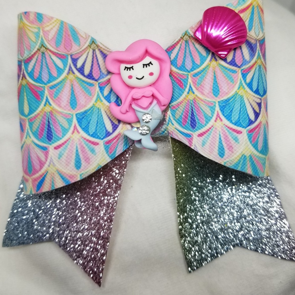 Handmade mermaid hairbow